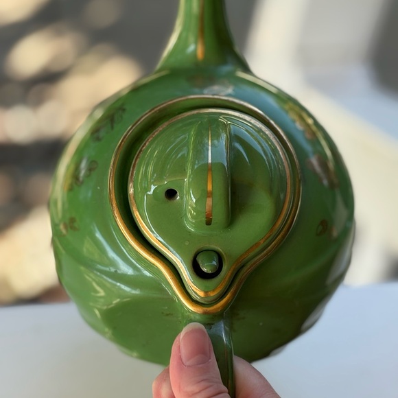 Vintage Green Globe Shape Teapot with Gold Leaf Accents by Hall - Picture 4 of 5